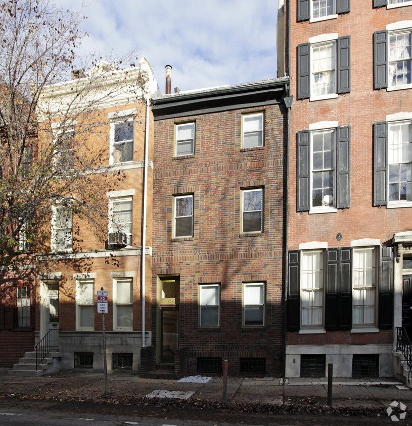 Primary Photo - 737 Spruce St