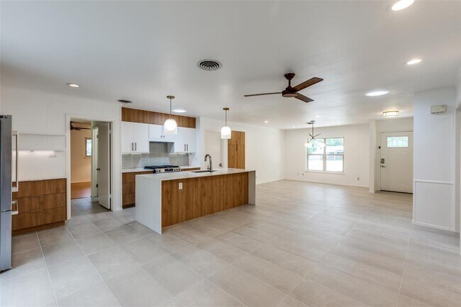 Foto del edificio - 1903 Boxwood Ct