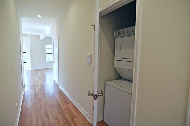 Foto del edificio - 732 W Grace St