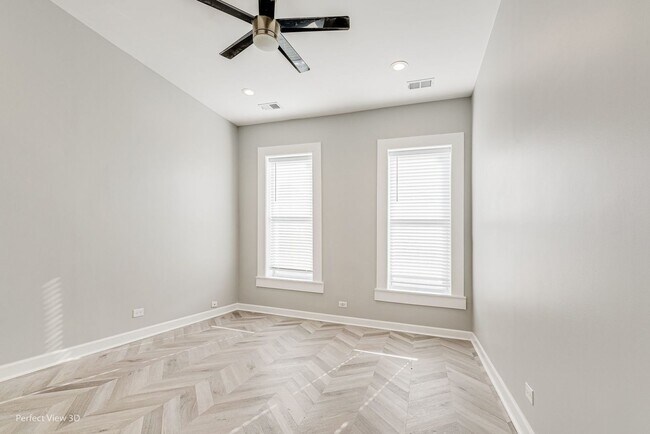 Foto del edificio - 1738 W 18th St