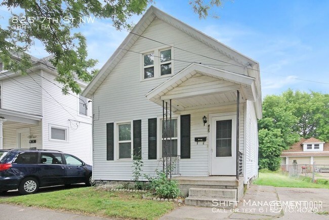 Cute 2 Story Cottage 3 Bedroom House For Rent In Grand Rapids