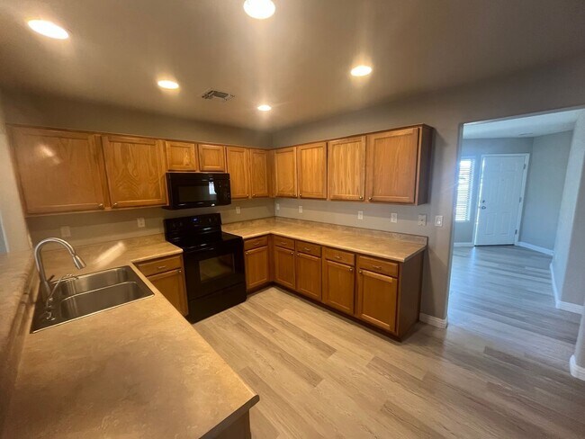 Foto del edificio - 86 N 238th Ln