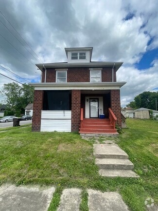 Building Photo - 247 Cedar Ave