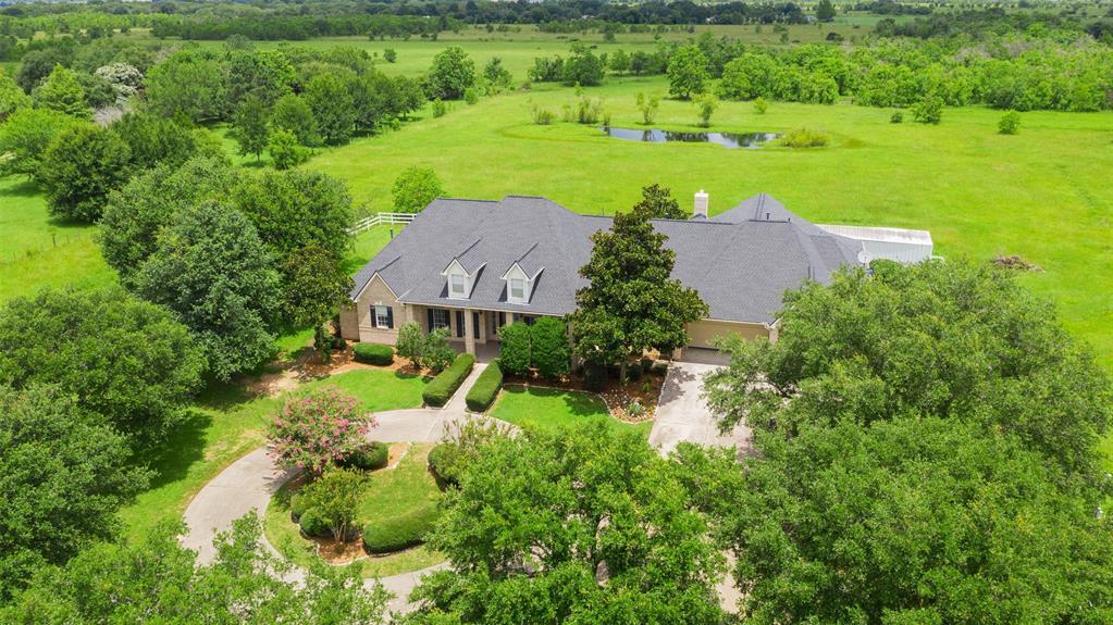 Foto principal - 25554 Beckendorff Rd