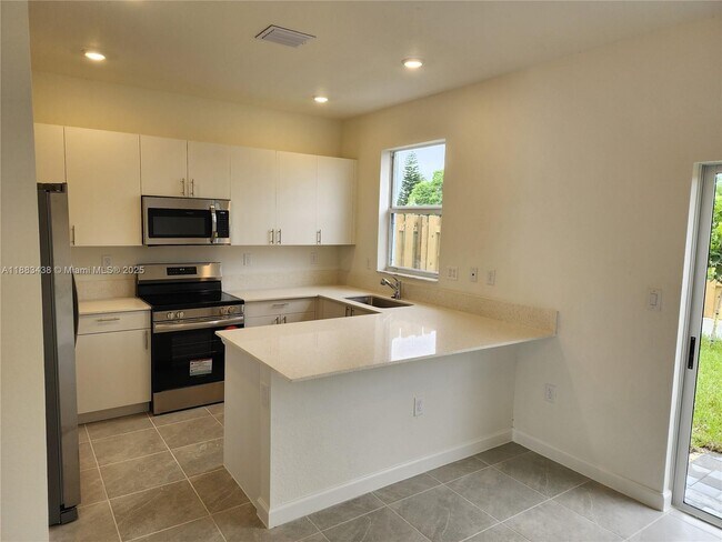 Foto del edificio - 29218 SW 163rd Ct