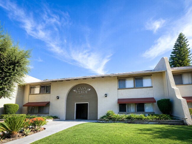 Foto del edificio - Casa Verde at Canyon Crest Hills Apartments