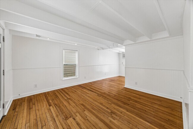 Foto del edificio - 820 Heights Blvd