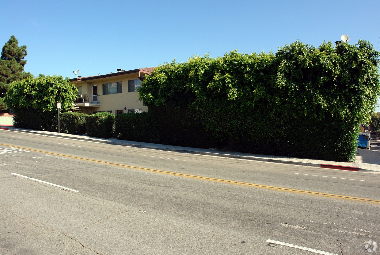 Building Photo - 304 Loma Vista St