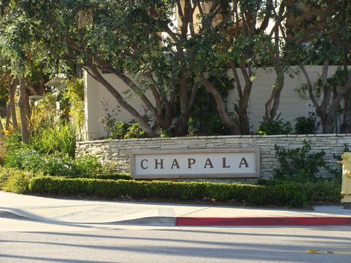 Foto del edificio - Centrally Located Townhome w/ 2 Car Garage...