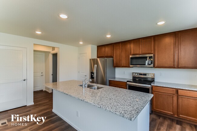 Building Photo - 10333 Luneth Dr