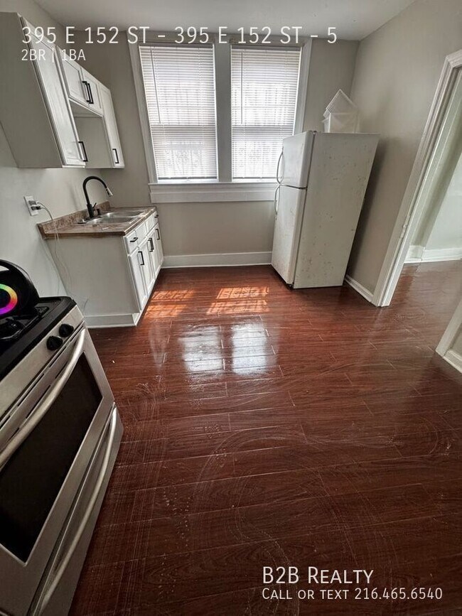 Foto del edificio - 395 E 152nd St