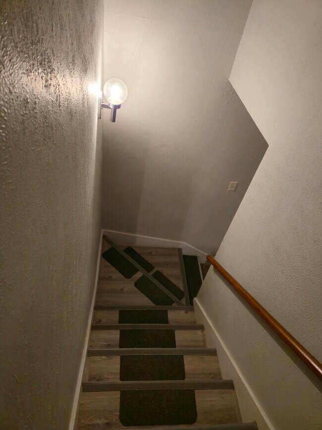 Foto del edificio - 3708-3714 Stefano Street