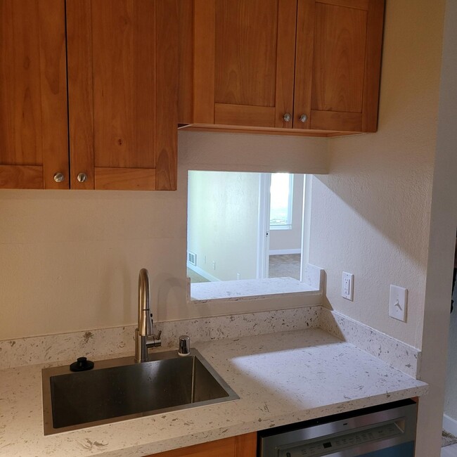 Building Photo - Trenton Apartments