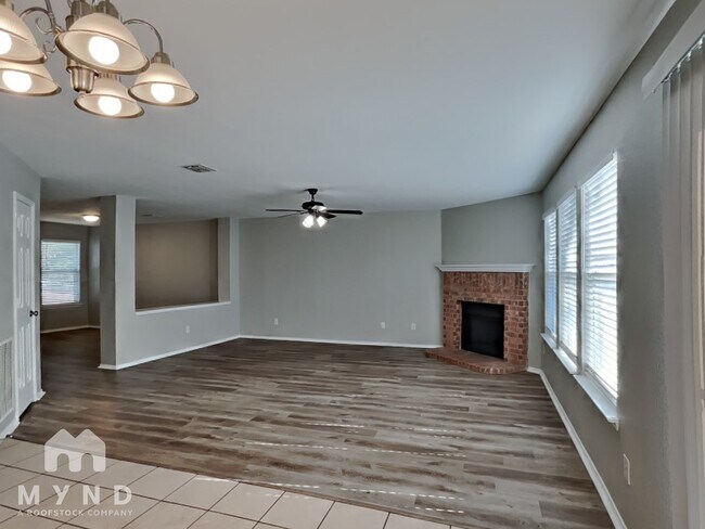 Building Photo - 2229 Overlook Ln