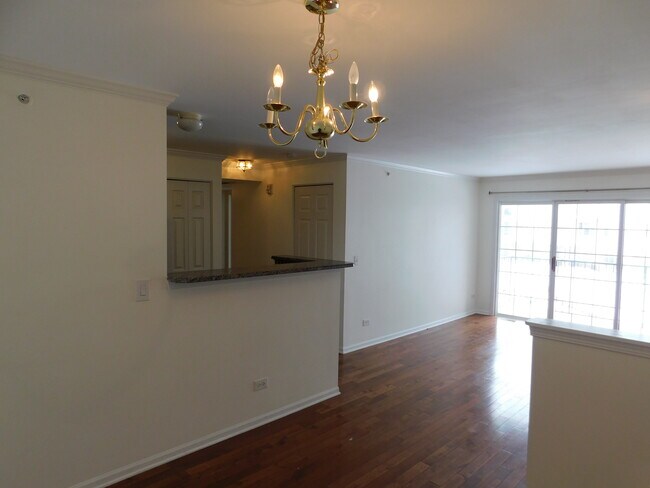 Building Photo - 670 Mill Cir