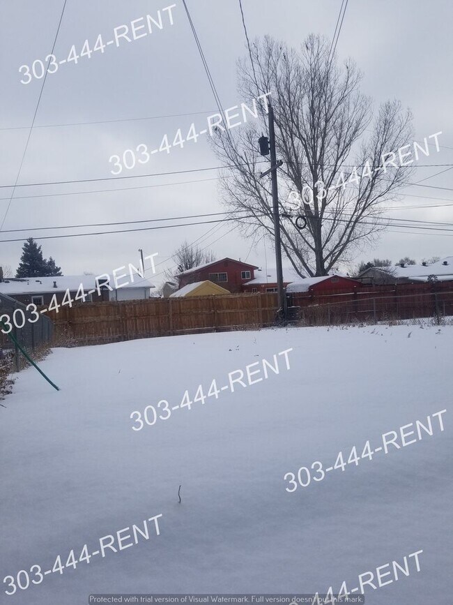Building Photo - 7960-7966 Patricia Dr
