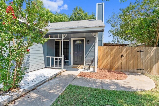 Building Photo - 12307 Emery Oaks Rd