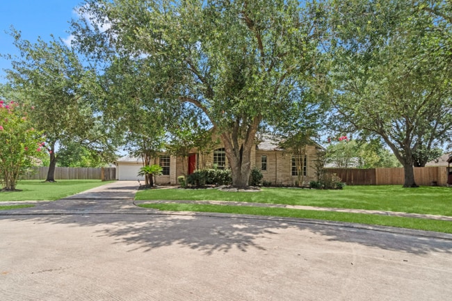 Foto del edificio - 6310 Briar Cross Ct