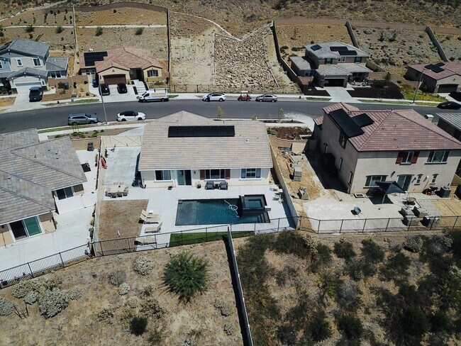 Foto del edificio - 24956 Ganymede Wy