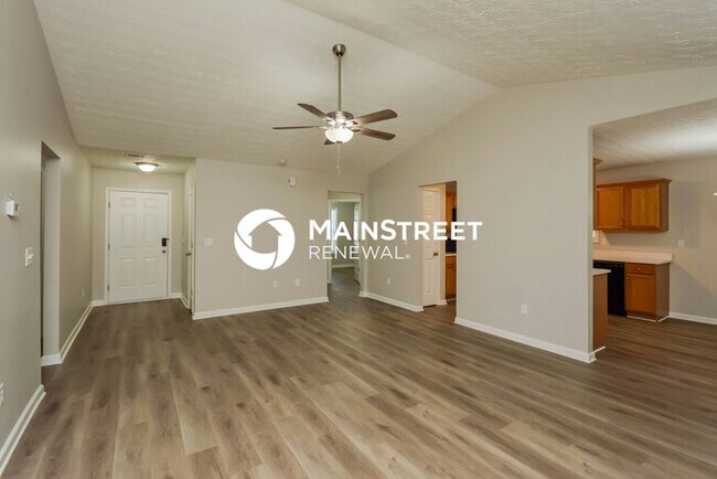 Building Photo - 3 Bedroom Pet-Friendly Home in Oxford, GA with Main Street Renewal