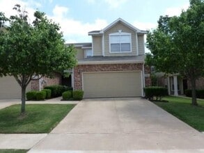 Building Photo - 8608 Heather Ridge Dr