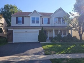Building Photo - 1136 Larkspur Ct