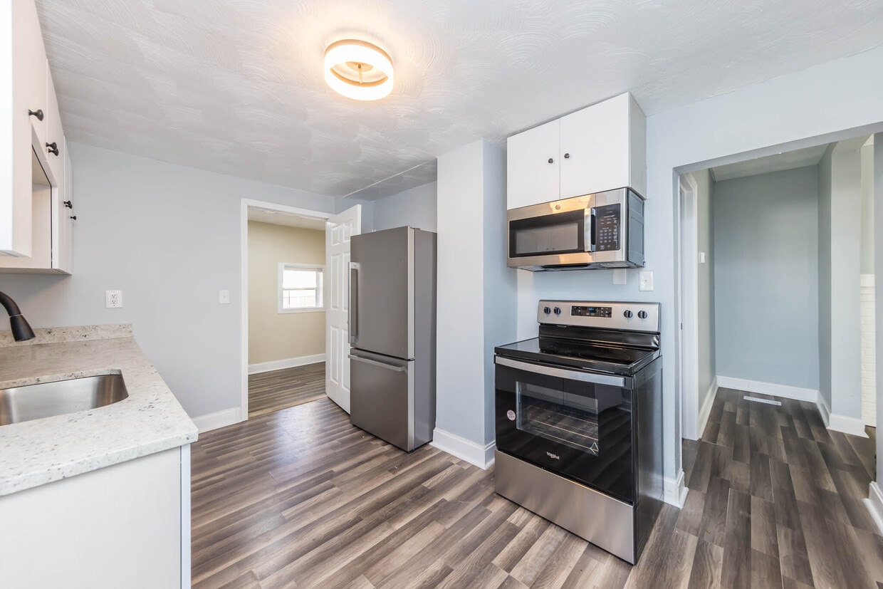 Foto principal - 482 E Jenkins Ave