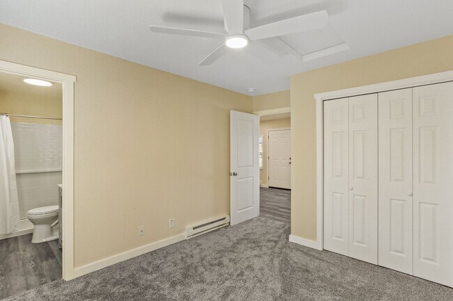Foto del edificio - 6702 E 3rd Ave