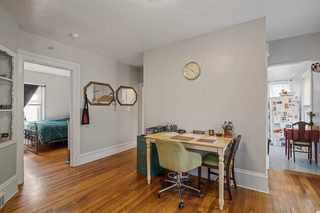 Foto del edificio - 514 Crescent St NE