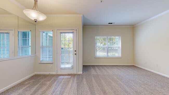 Interior Photo - Colonnade