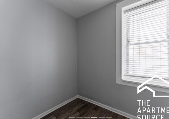 Building Photo - 2652 W 23rd Pl