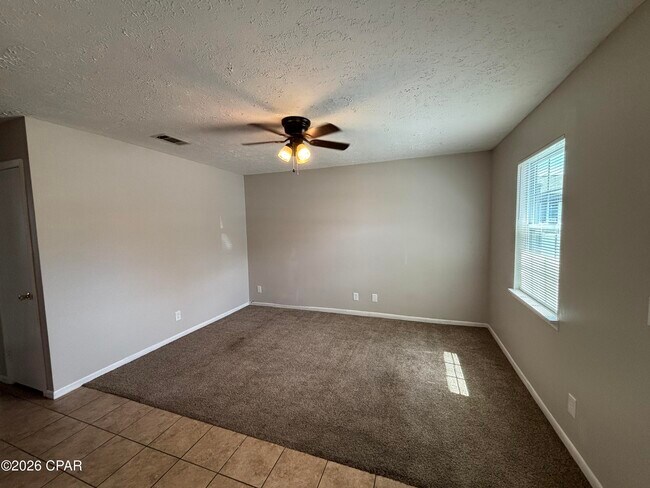 Foto del edificio - 2701 E 8th Ct