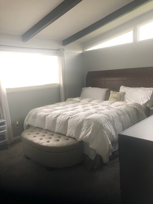Main Bedroom - 5815 Chester Blvd