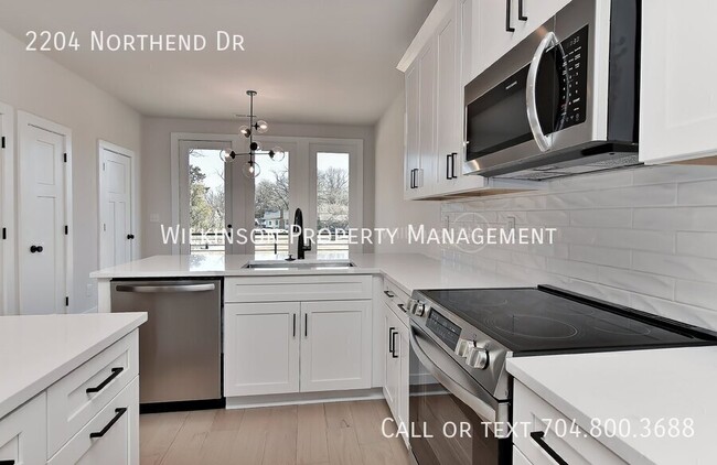 Foto del edificio - 2204 Northend Dr