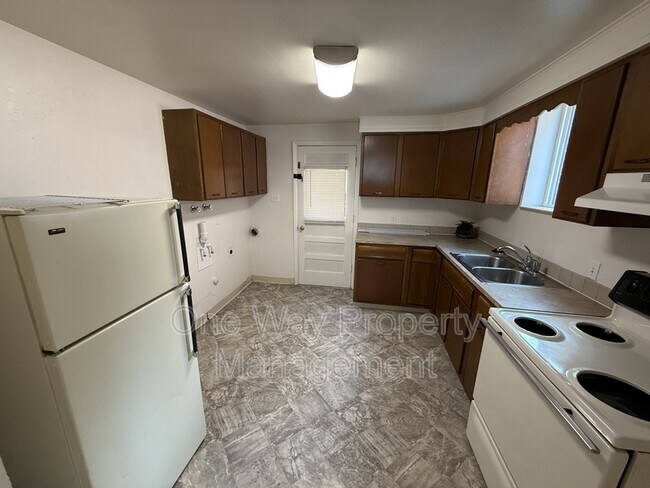 Foto del edificio - 2424-2430 11th Street - 2428