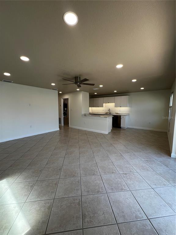 Building Photo - 137 175th Terrace Dr E