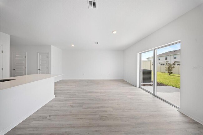 Foto del edificio - 4348 Butterscotch Cir