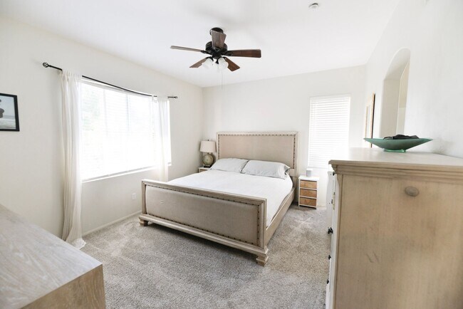 Building Photo - Beautiful Solana Home in Talega!  Spacious...