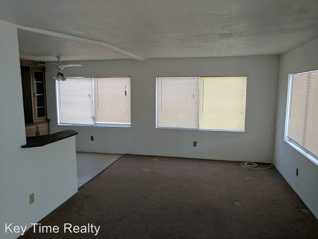 Building Photo - 340 Nevada Dr