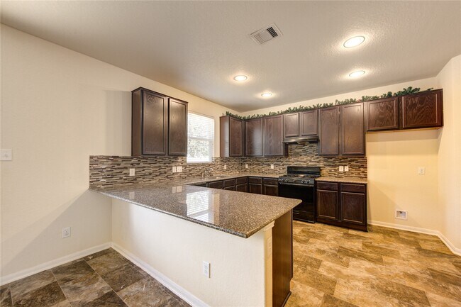 Building Photo - 10907 Woodland Leaf Ln
