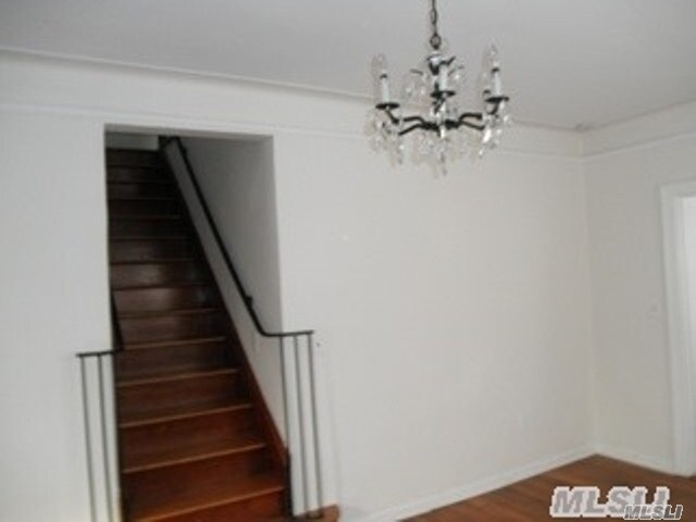 Building Photo - 11 Burtis Ave