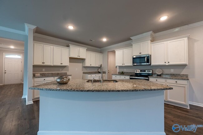 Building Photo - 331 Jackson Pt Cir