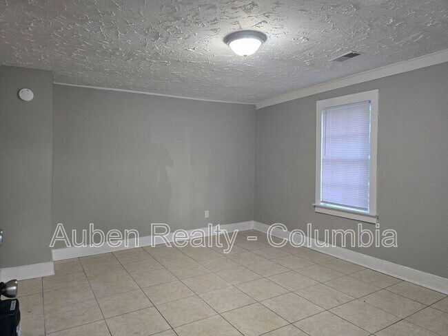 Foto del edificio - 1339 Blue Ridge Terrace