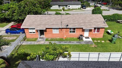 Building Photo - 997 NW 11th St