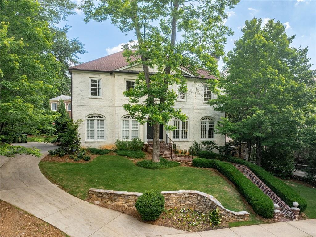 Primary Photo - 740 E Morningside Dr NE