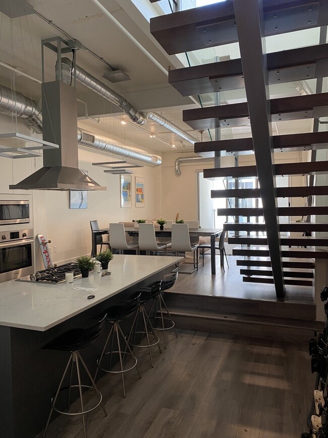 Photo - 316 W 200 S Townhome