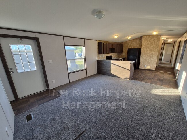 Foto del edificio - 16225 County Rd 1525