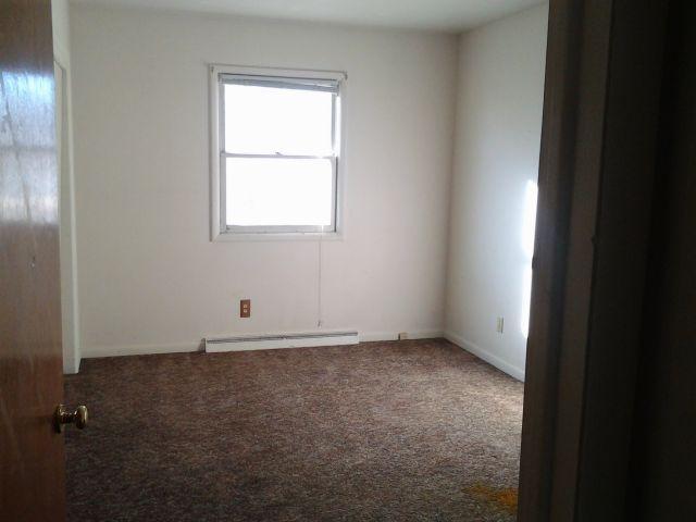 Building Photo - 2 bedroom in Billings MT 59102