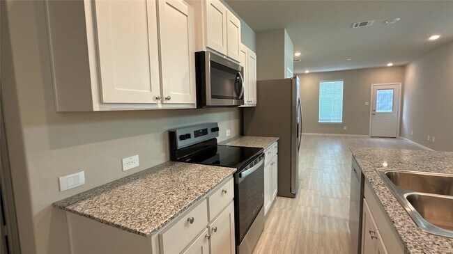 Foto del edificio - 3025 Pecan Farm Ln