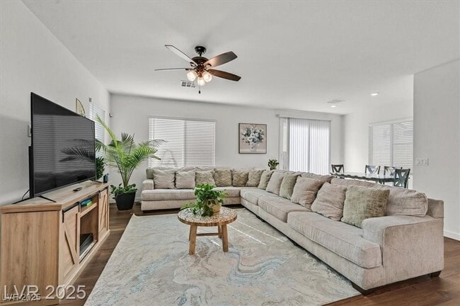 Foto del edificio - 2885 Timber Country Rd